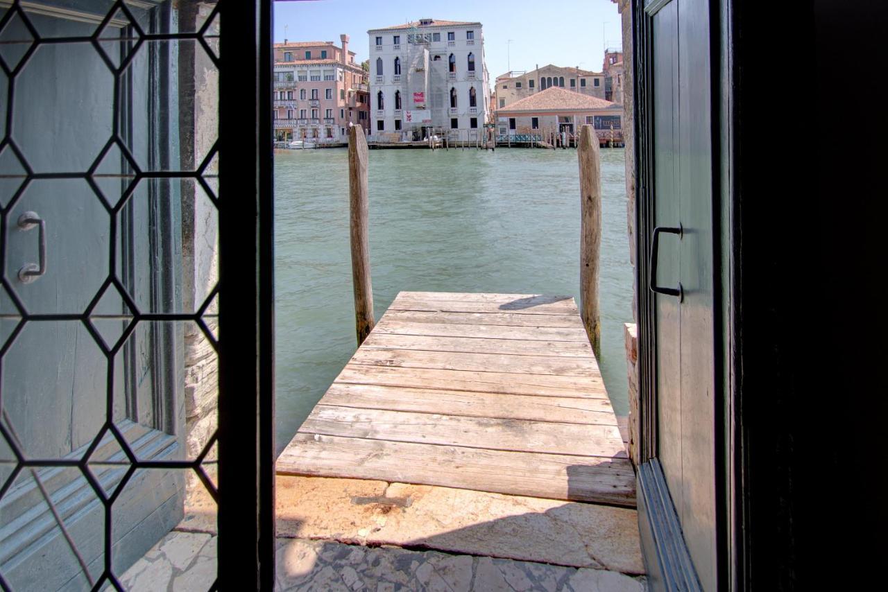 Tribuno Grand Canal Venetië Buitenkant foto